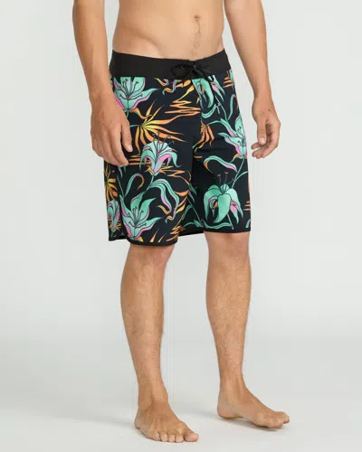 Volcom Men's Infuse Scallop Mod In Black