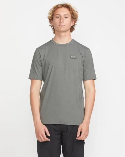 VOLCOM MEN'S MODSTONE LOOSE SHORT SLEEVE SURF TEE
