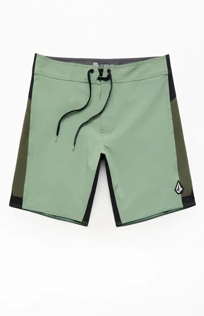 Volcom Men's React Mod 10" Boardshorts In Olive/black In Green