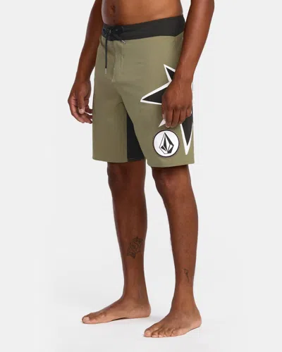 Volcom Men's St4r G4zer Mod 20 Trunks In Animal Print