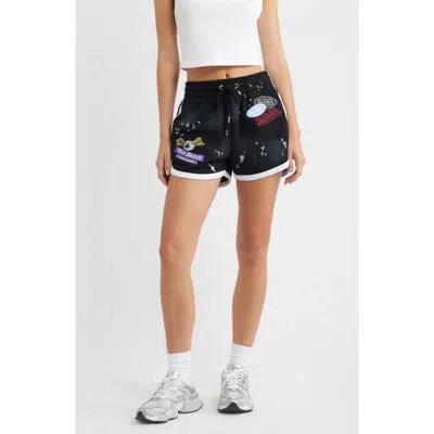 Von Dutch Spray Wash Patch Shorts In Black