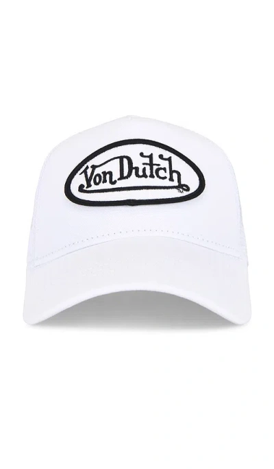 Von Dutch Staple Trucker Hat In White