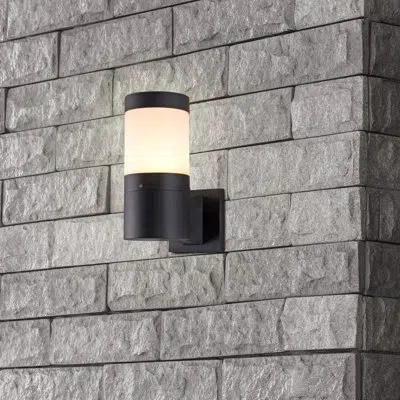 Vonn Lighting 11-in Modern 5-watt Etl Certified Integrated Led Outdoor Wall Sconce In Matte Black;powder Coated Finish