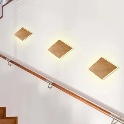 Vonn Lighting Silva 14-in Integrated Led Etl Certified Wall Sconce Light With Motion Sensor In Light Wood