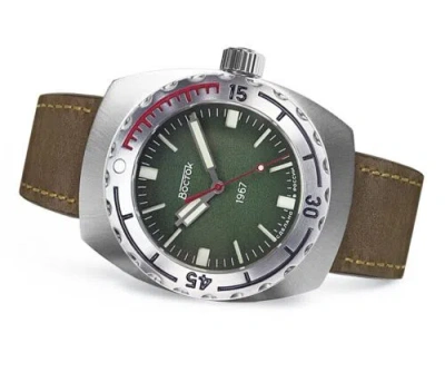 Pre-owned Vostok Mens Watch  Amphibian 1967 Sapphire 190061 Green Dial (20 Atm)