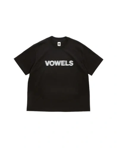 Vowels Blur Tee In Black