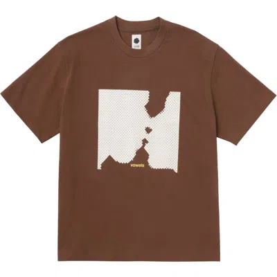 Vowels For Ray Tee In Brown
