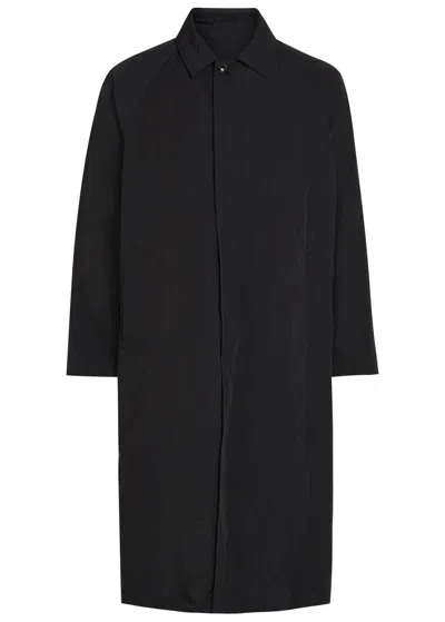 Vowels Packable Nylon Coat In Black