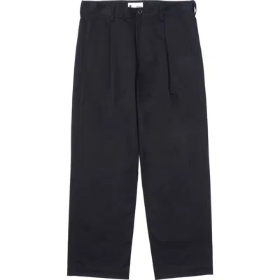 Vowels Pleated Pant In Black