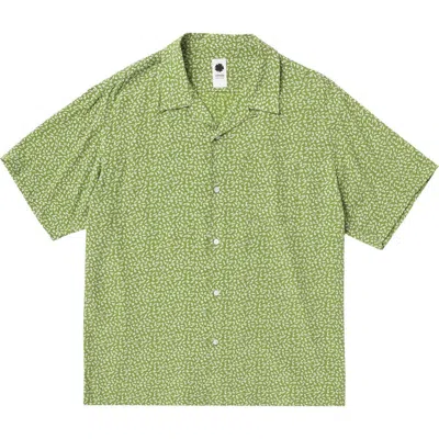 Vowels Short Sleeve Deer Shirt In Green