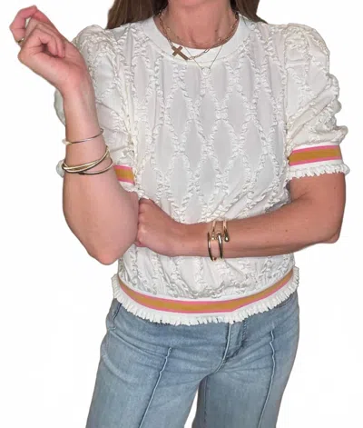 Voy Blouse With Contrast Trim In Cream In White