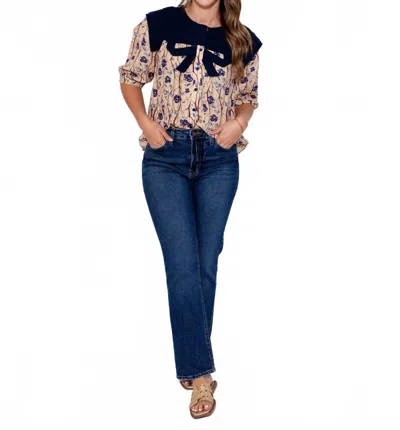 Voy Bow To Bloom Top In Navy In Blue