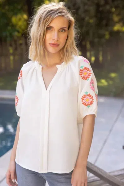 Voy Embroidered Raglan Sleeve Top In Ivory In Multi