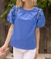 Voy Porter Poplin Top In Blue In Blue