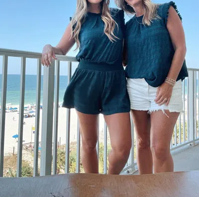 Voy Pull On Textured Shorts In Navy