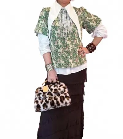 Voy Rose Garden Top In Green In Multi