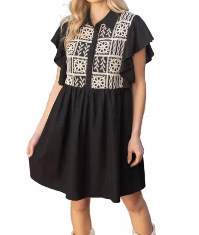 Voy Ruffle Sleeve Dress In Black/cream