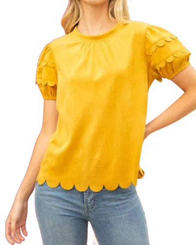 Voy Scallop Detailed Suede Top In Yellow