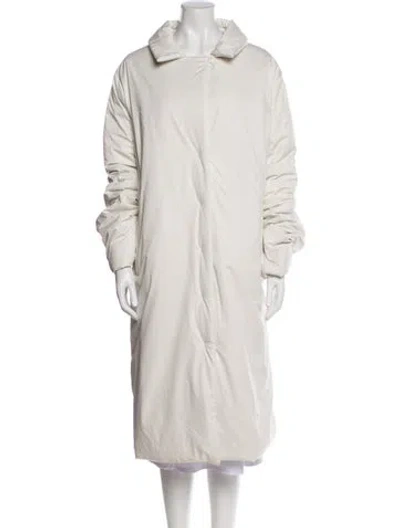 Pre-owned Voyage Coat In Neutral