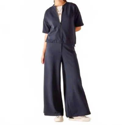 Voyageur By Mersea Simone Wide Leg Pants In Navy In Blue
