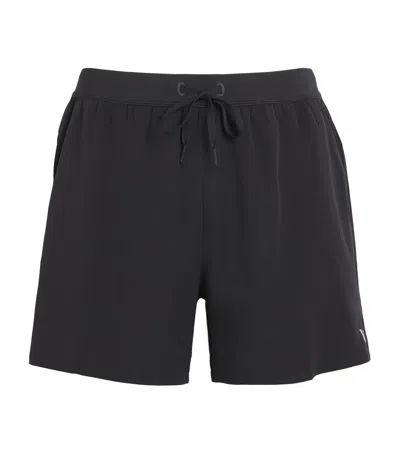 Vuori 5'' Lined Course Shorts In Black