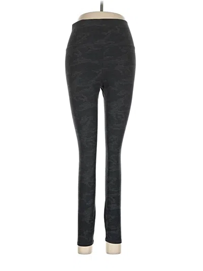 Pre-owned Vuori Active Pants In Black