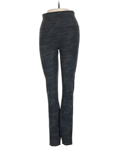 Pre-owned Vuori Active Pants In Gray