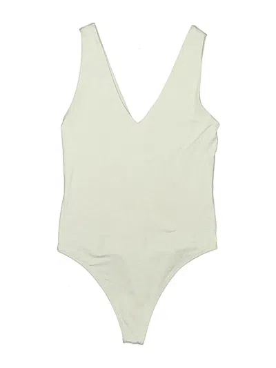Pre-owned Vuori Bodysuit In Ivory
