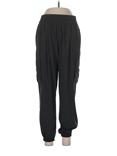 Pre-owned Vuori Cargo Pants In Black