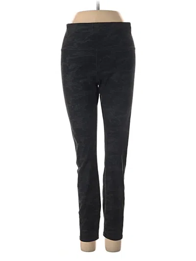 Pre-owned Vuori Casual Pants In Black