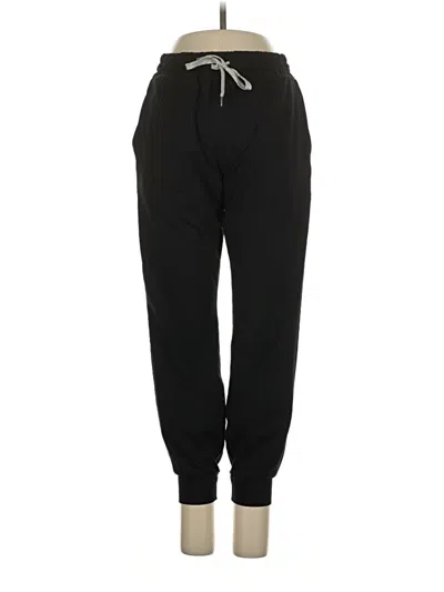 Pre-owned Vuori Casual Pants In Black