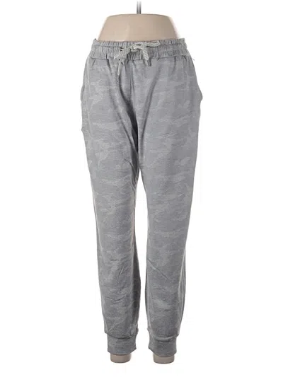 Pre-owned Vuori Casual Pants In Gray