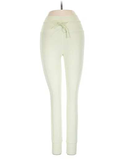 Pre-owned Vuori Casual Pants In Green