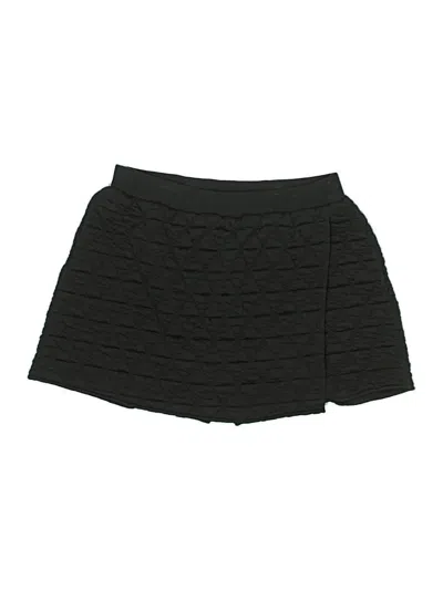 Pre-owned Vuori Casual Skirt In Black