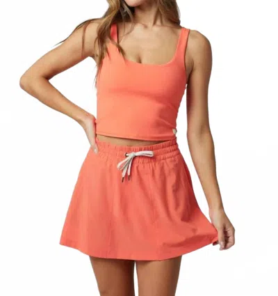 Vuori Daily Crop Top In Pomelo In Red