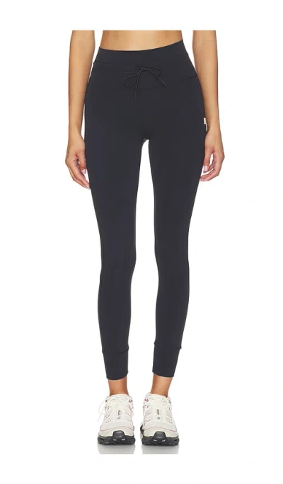 Vuori Daily Form Legging In Blue