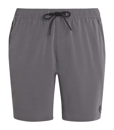 Vuori Elevate Kore Shorts In Gold
