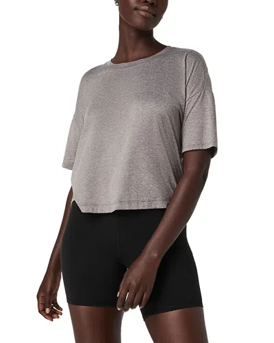 Vuori Energy Cropped Tee In Gray