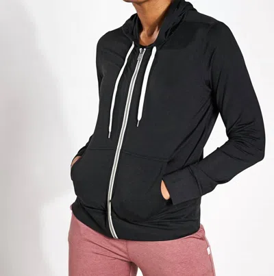 Vuori Halo Performance Hoodie In Black Heather