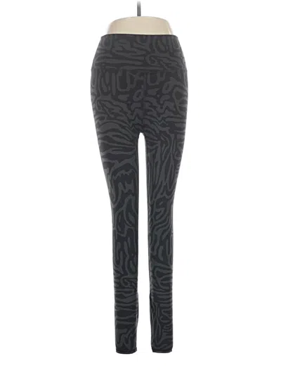 Pre-owned Vuori Leggings In Gray