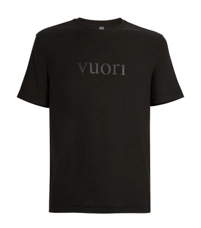 Vuori Logo Strato Tech T-shirt In Black