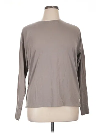 Pre-owned Vuori Long Sleeve T-shirt In Gray