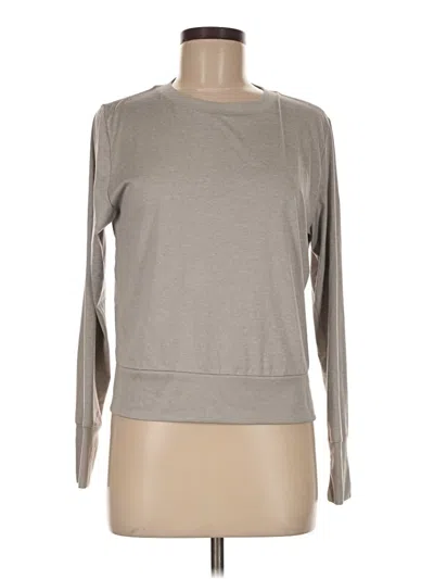 Pre-owned Vuori Long Sleeve T-shirt In Gray