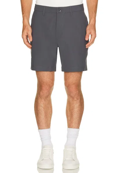 Vuori Meta 6 Short In Gray