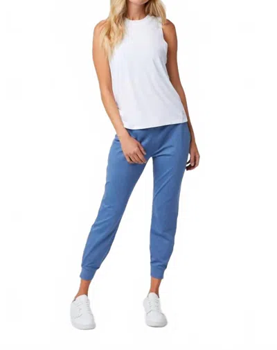 Vuori Performance Jogger In Blue Quartz Heather