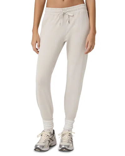 Vuori Performance Jogger Pants In Metallic