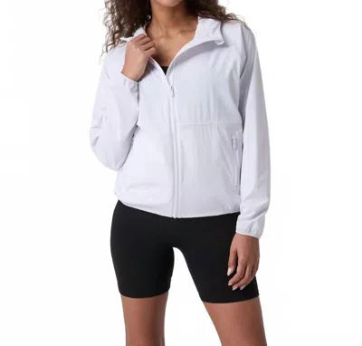 Vuori Renew Trainer Shell Jacket In White
