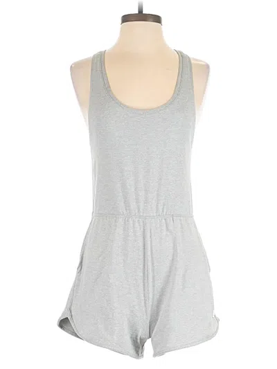 Pre-owned Vuori Romper In Gray