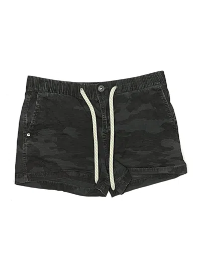 Pre-owned Vuori Shorts In Black