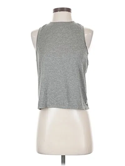 Pre-owned Vuori Sleeveless T-shirt In Gray